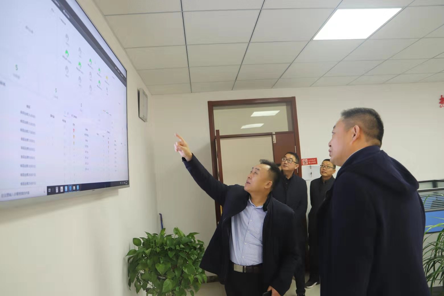 1860392260.jpg 1860392260.jpg